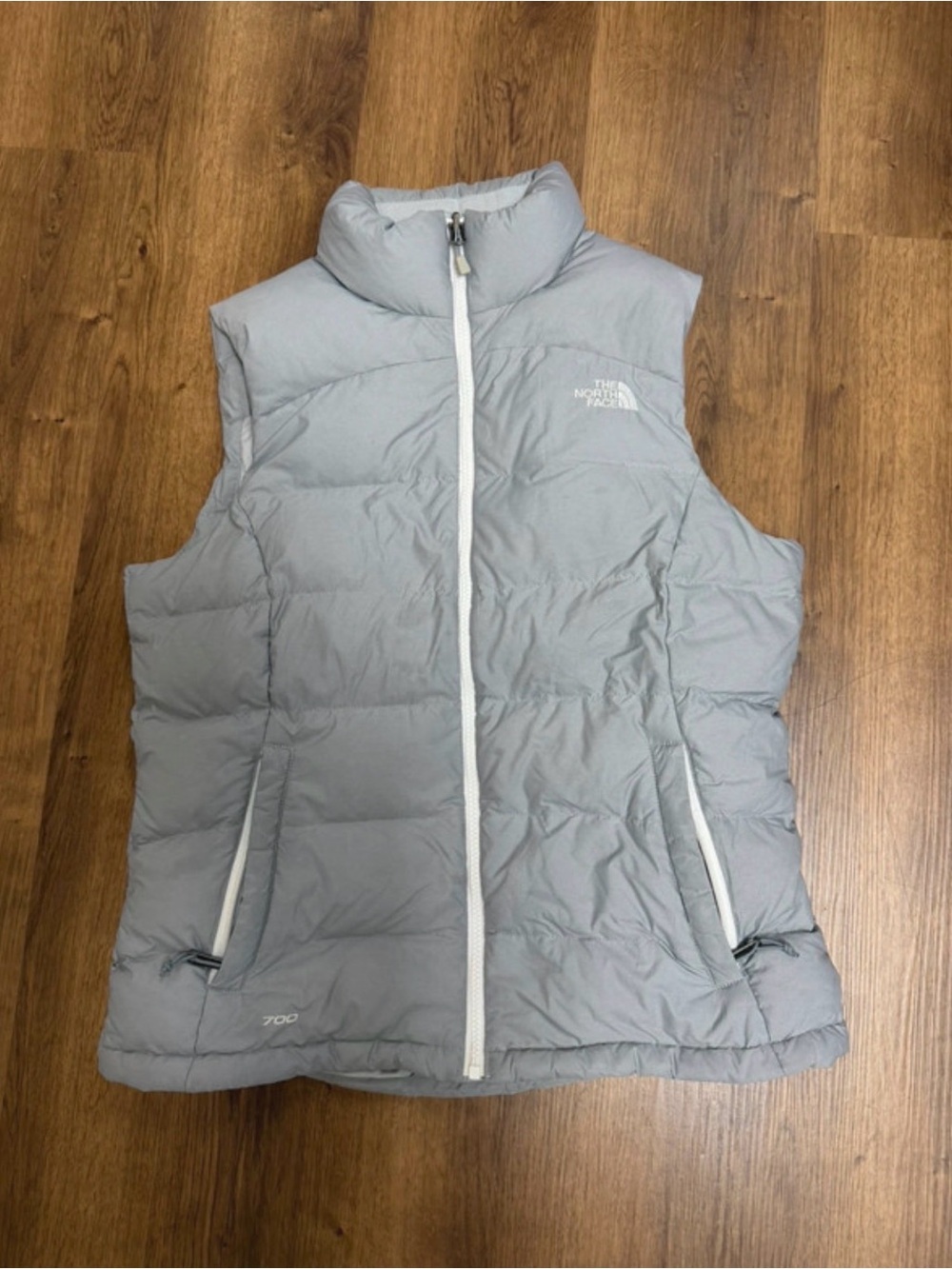 The North Face Women's Light Gray Down Puffer Vest Medium